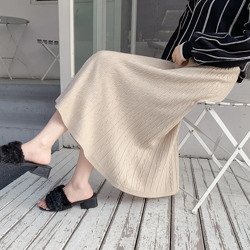 

Fashion 2021 Solid Knitted Thread Women Skirts High Waist Apricot Vintage Girl Large Swing Clothes Long Mid-calf Skirt for Women