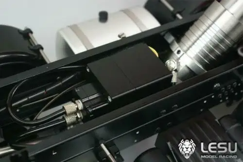 LESU 1/14 масштаб Bz 8*8 RC самосвал Модель окрашенный металлический шасси звуковой светильник мотор радио в комплекте
