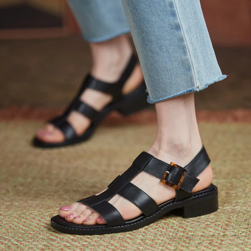 

2021 Women Sandal Square Low Heel Round Toe Buckle Cow Leather Hollow Slingback Sexy Ladies Pumps Summer Size 34-40