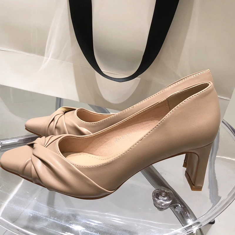 

Women Pumps 2021 New Pointed Toe Pleated High Heels Shoes Fashion Female Spring Autumn Square Heels Party Shoes For Ladies Pumps