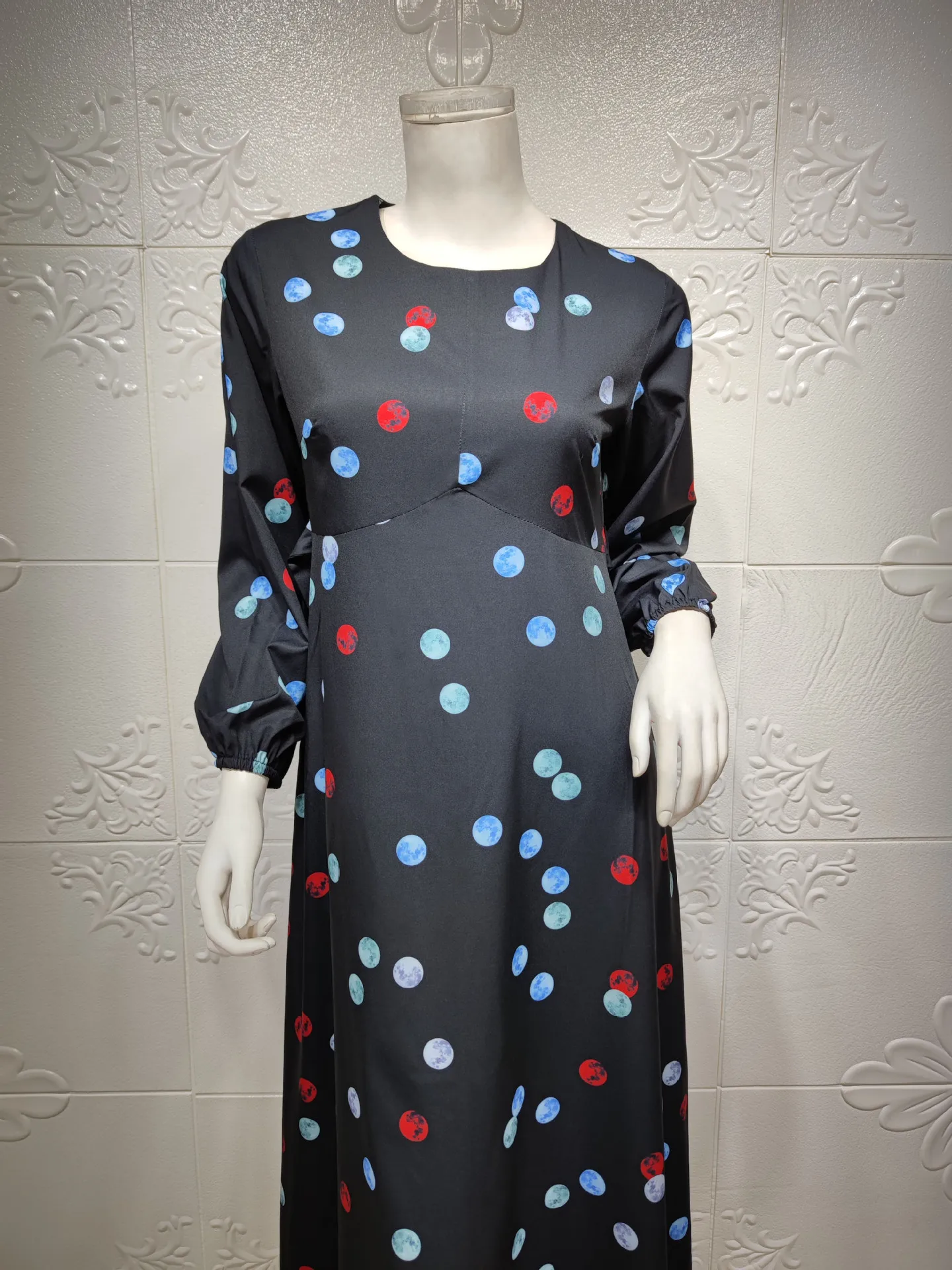 

Malaysia Black Polka Dot Print Hijab Dress for Women Middle East Turkey Arabic Oman Clothing Self-Belted Eid 2021 New