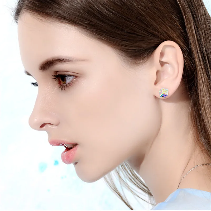 Женские серьги-гвоздики из серебра 925 пробы с кристаллом серьги-кубики в виде