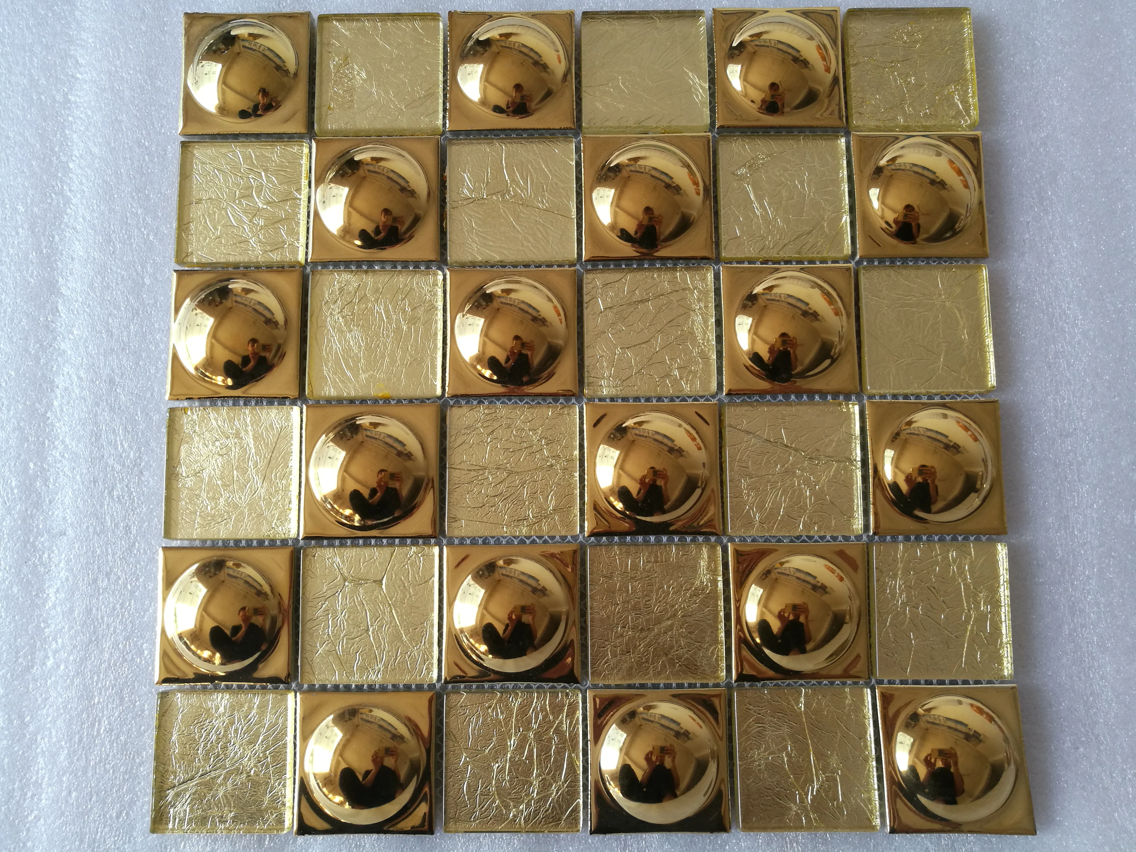 Переливающаяся стеклянная мозаичная плитка с гальваническим покрытием для