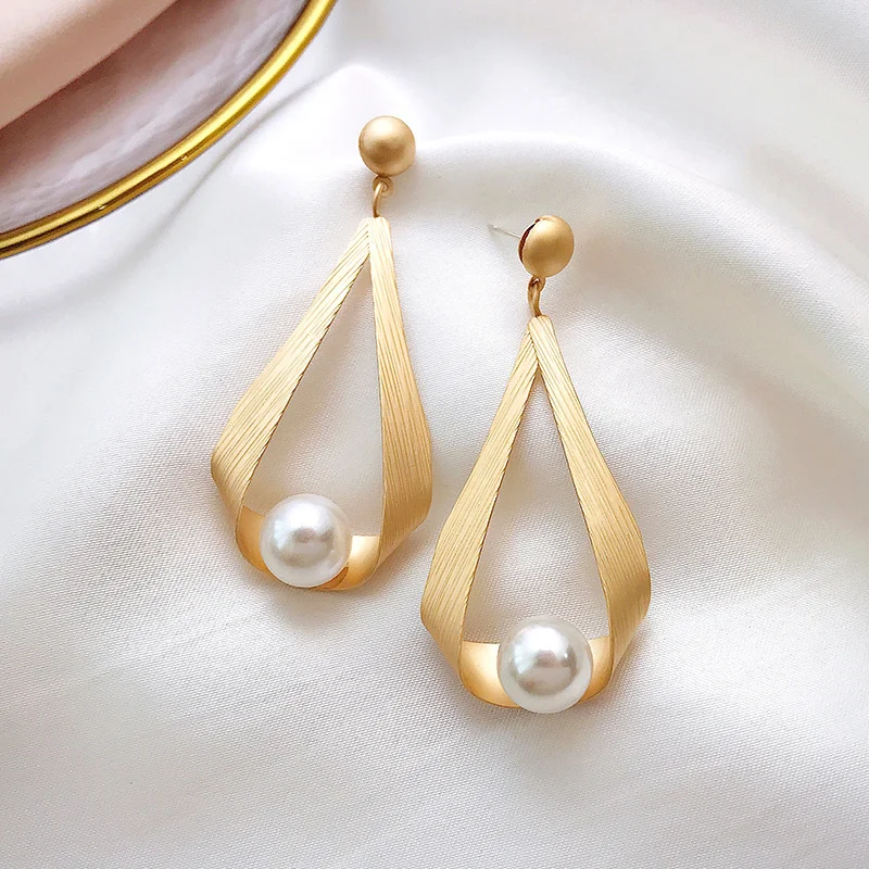 

S925 Silver Chic Imitation Pearl Water Droplets Geometric Long Drop Earrings for Women Girl Wedding Party Gift Jewelry