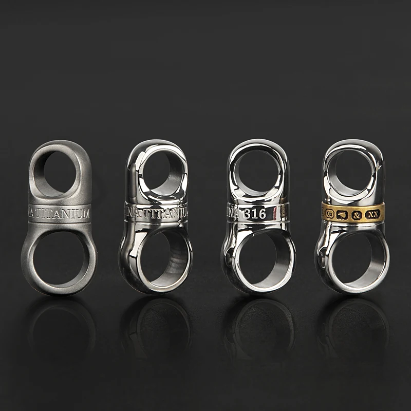 

360° Rotatable Titanium Alloy Brass Keychain Accessories Car Key Ring Outdoor Small Tool Keyring