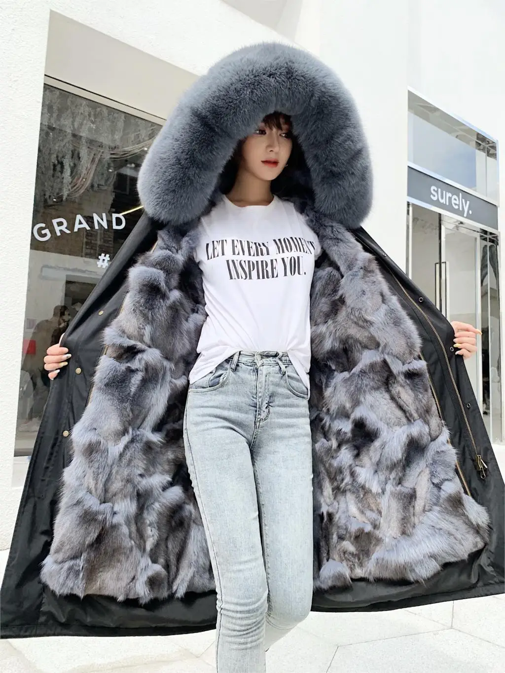 2019 женская зимняя куртка с капюшоном и подкладкой из натурального Лисьего меха