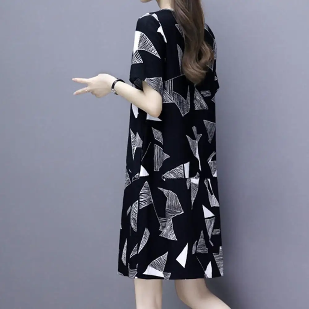 Женское повседневное мини платье с принтом летнее свободное круглым вырезом и