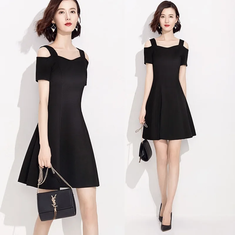 Платье с открытыми плечами и короткими рукавами платье комбинезон надписью One Sie