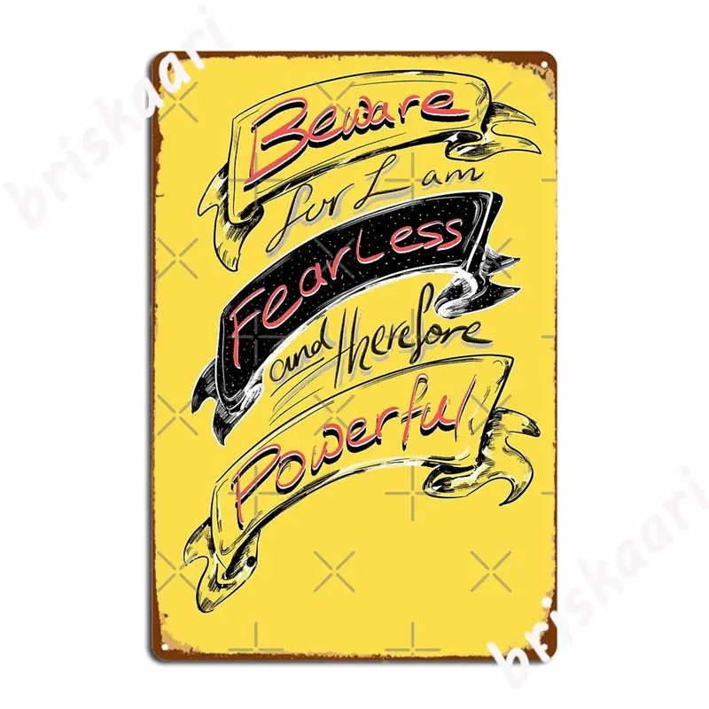 Остерегайтесь того что я бесстрашный и следовательно мощный (желтый) плакат с