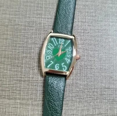 

Hot sale in gold style, simple round hollow men's mechanical watch with solid steel band 2021 new casual fashion business