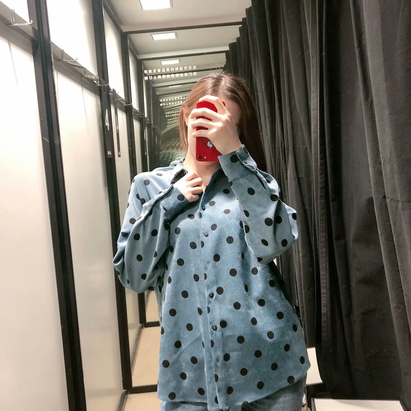 Женская Вельветовая блузка в горошек зимняя повседневная утепленная синяя с