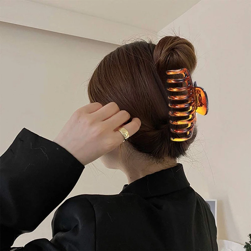 

Large Size Transparent Geometry Hair Claws Elegant Acrylic Hairpins Barrette Crab Hair Clip for Women Girls Hair Accessories