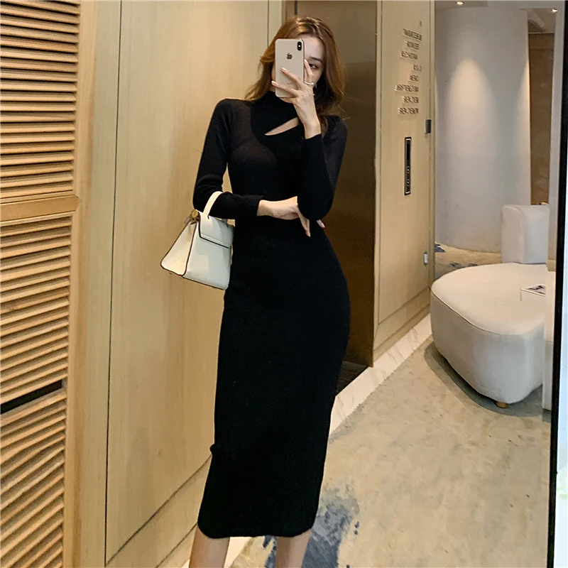 

Hepburn Scheming Little Black Dress Sexy Oblique Shoulder Knitted Design Sense Match With Coat Innerwear Bottom Dresses Autumn