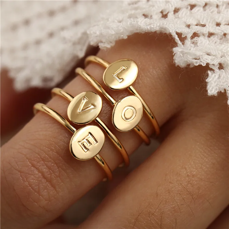 Персонализированные Гравированные штабелируемые крошечные овальные A Z кольца с