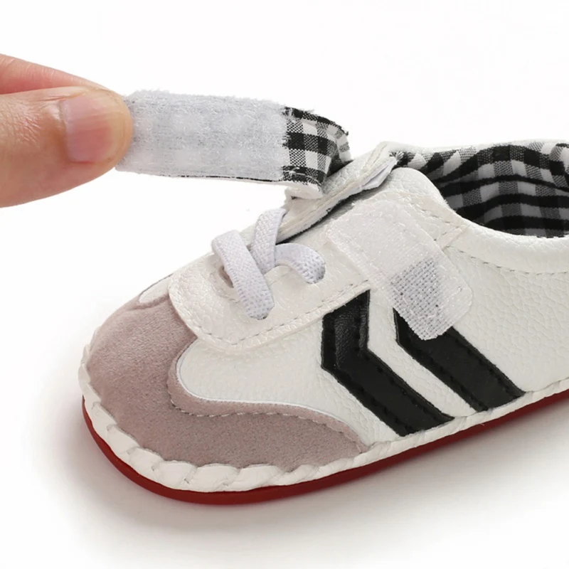 

Newst Baby Boy Girls Toddler Sneakers Casual Mixed Colors Soft Sole Crib Shoes Newborn Leather Sports Shoes Hook Loop Prewalkers