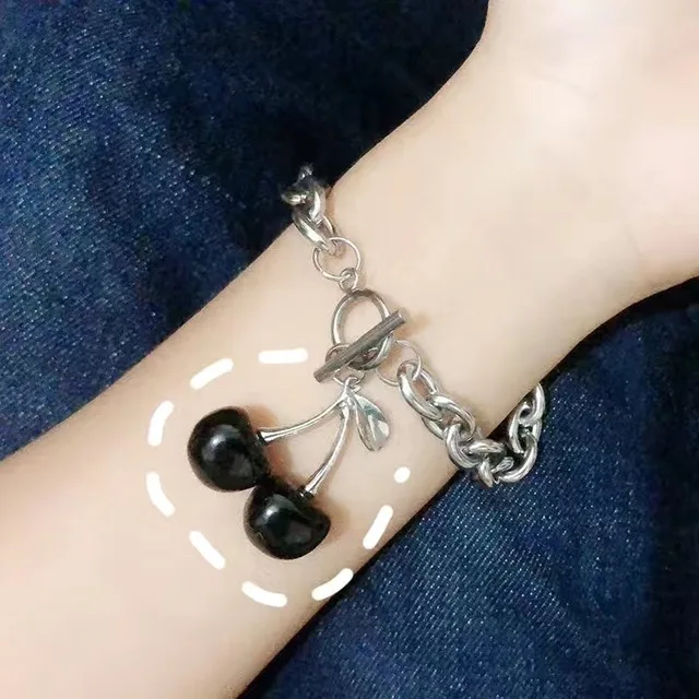 Цепочка-чокер Женская винтажная с подвеской в виде черной вишни металлическая 2020