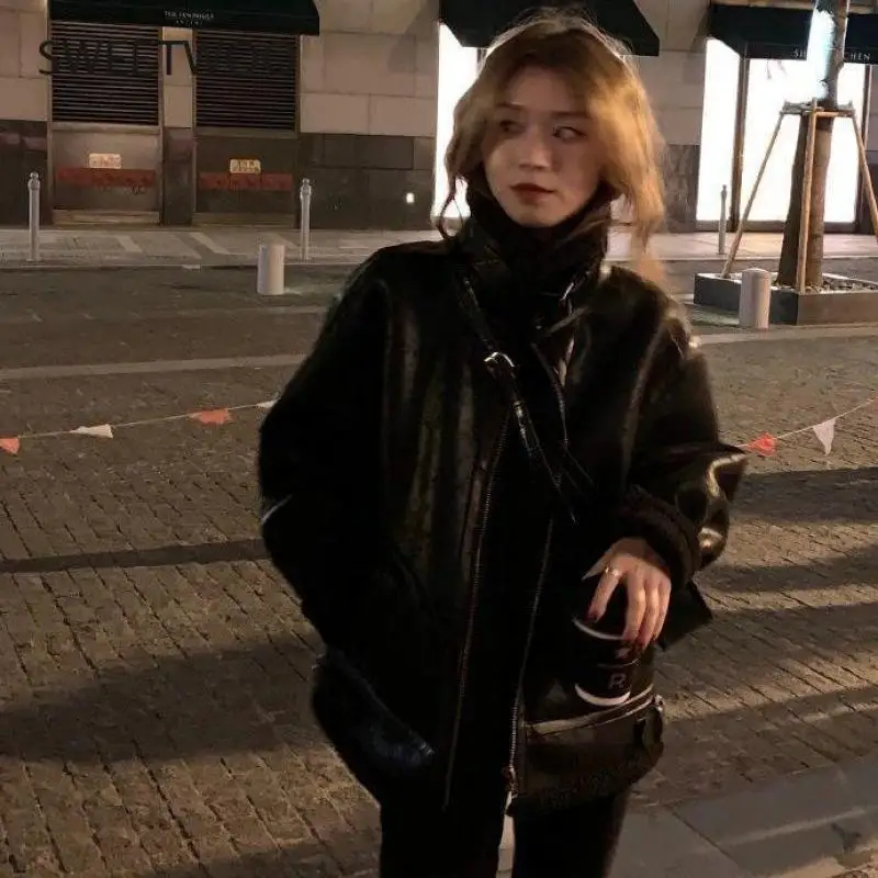 Women Faux Leather Fur Coats Sheep Leather Shearling Thicken Jacket Lady Fashion Long Sleeve Zipped Outerwear Winter Warm Coat