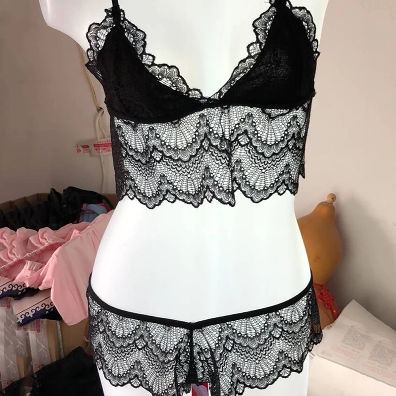 

Women Bra Set Transparent Bra And Panty Set Lace Lingerie Seamless Erotic Underwear Set Red Black Purple Sexy Lingerie Feminina