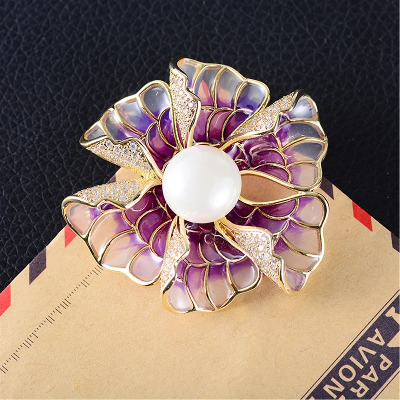 

Brooches for Women Vintage Fashion Style Elegant Wedding Pins Party Brooch