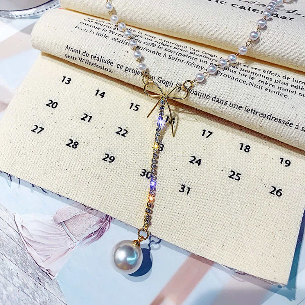 Woman Necklace Fake Pearl Bowknot Rhinestone Clavicle Pendant |