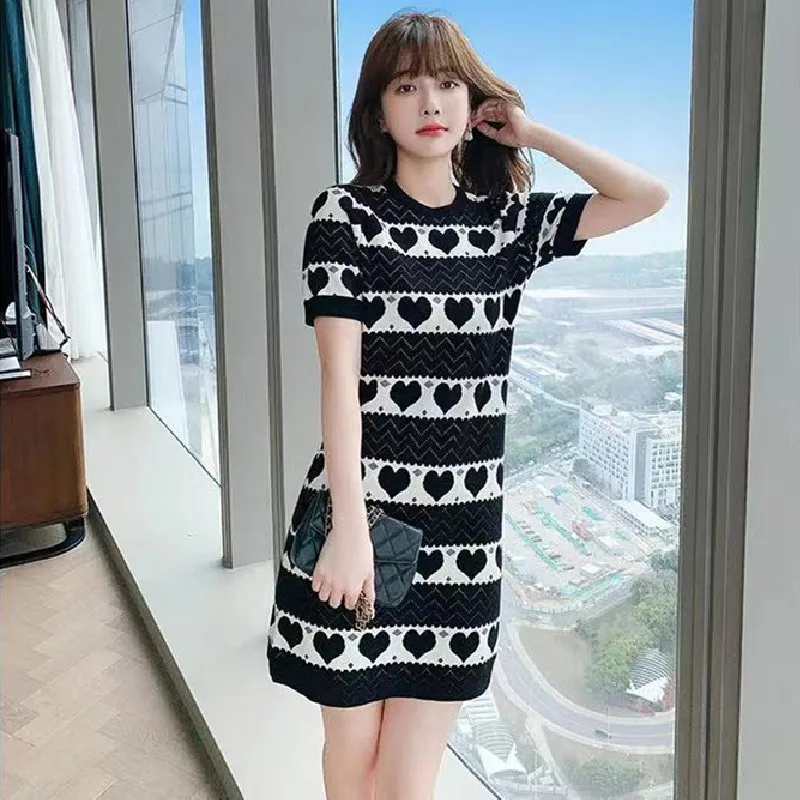 

Faishon Summer Dress Women 2021 Korean Style Vintage Elegant Heart Stripe Round Neck Short Sleeve Knit Mini Dress Black D296