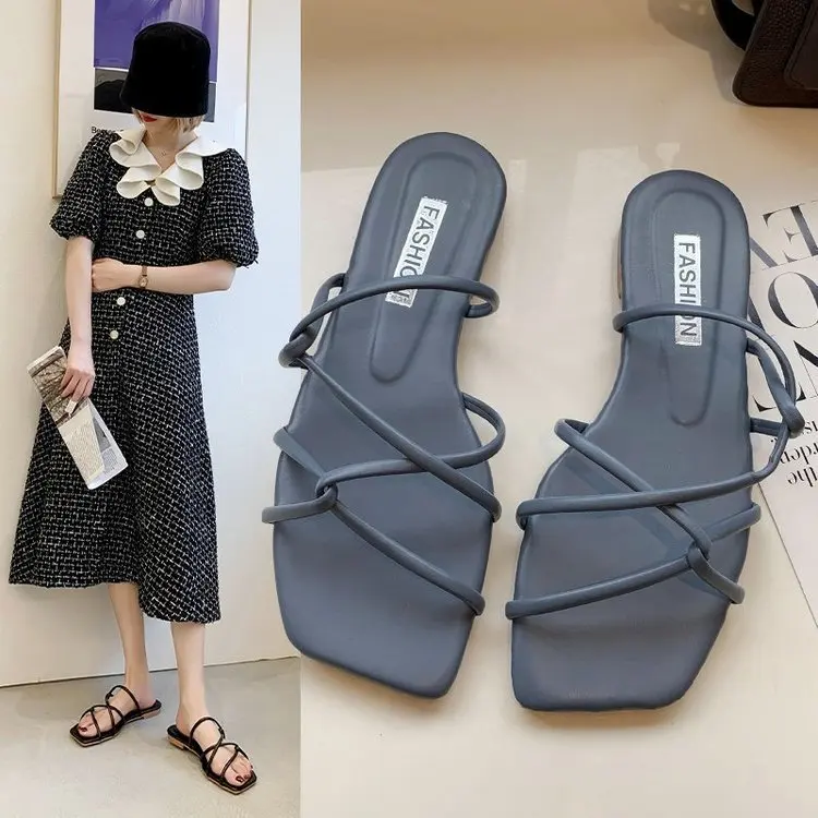 

Shoes Woman 2021 Low Slippers For Swimming Pool Luxury Slides Pantofle Beach Designer Flat Summer New PU Basic Rubber Fabric Rom