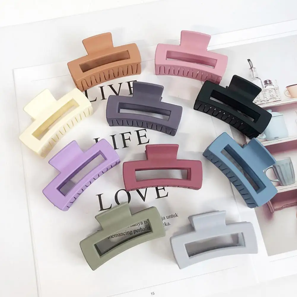 

Hair Clip Retro Hollow Women Fashion Strong Large Hair Clips for Washing Face