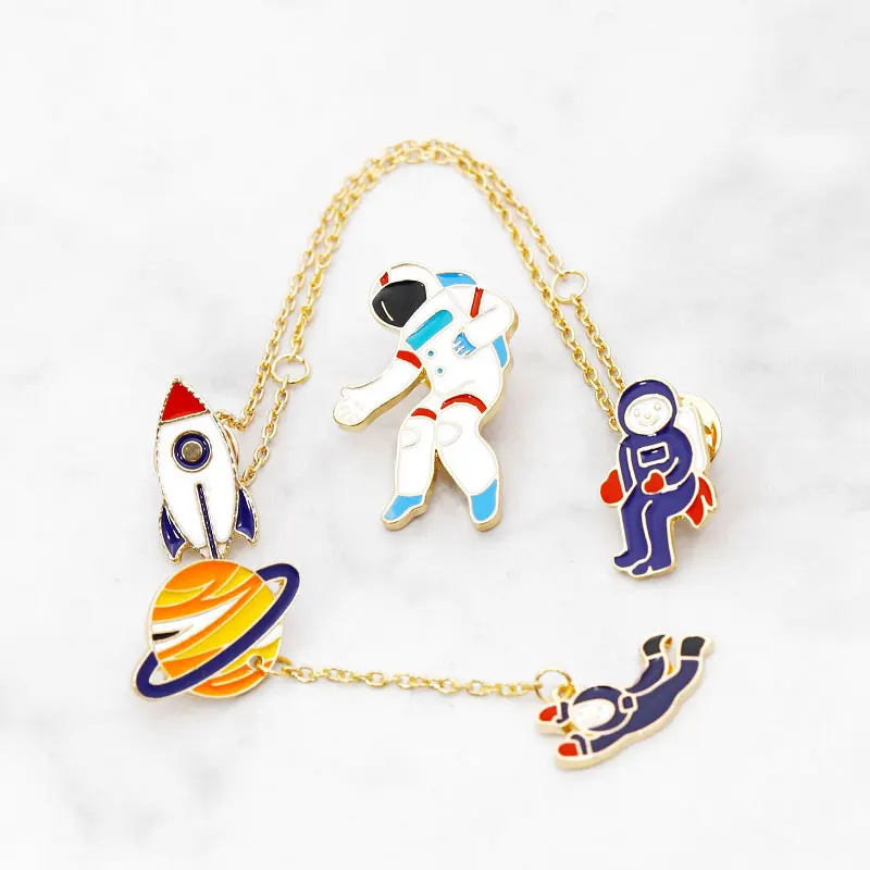 

Japanese and Korean Brooches Fashion Jewelry Hot Sale Space Series Creative Astronaut Rocket Planet Badges