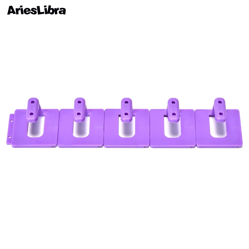 AriesLibra Пластик пряди с креплением на кератиновых пластинах практика стенд 10 шт.