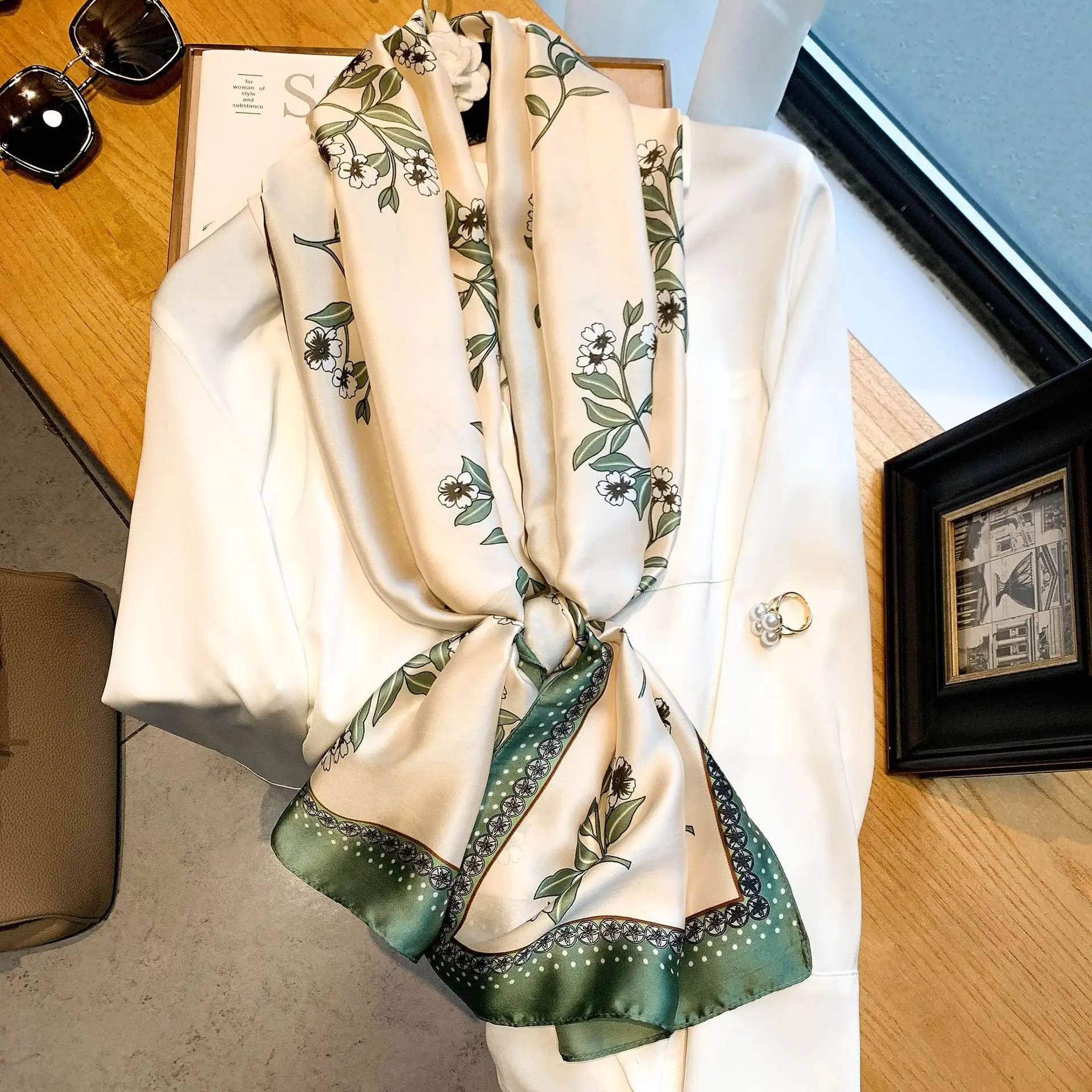 

Scarf for Women Print Silk Hair Band Foulard Female Office Neckerchief Lady Bandana scarves shawls pashimina Echarpe beach stole