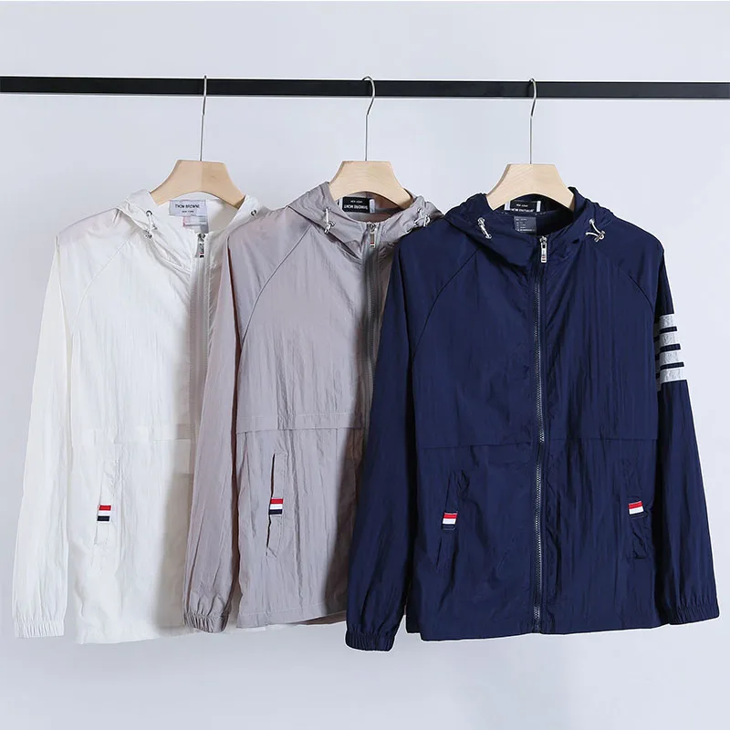 

Spring And Summer New Windbreaker Men And Women With The Same Hooded Long-sleeved Fashion Casual Thin Coat