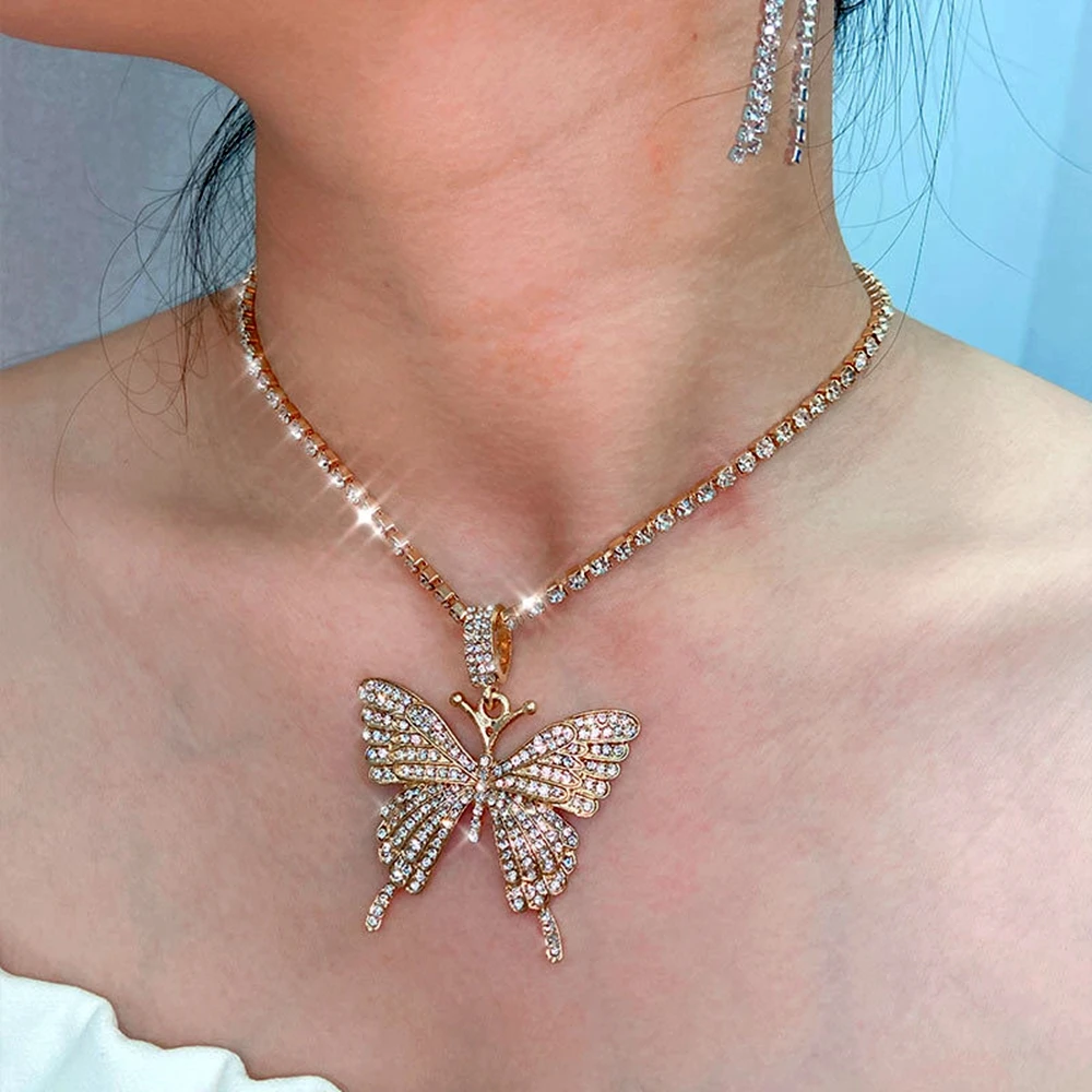 

8Pcs Rhinestone Butterfly Pendant Necklace For Exquisite Romantic Banquet Party To Send Girlfriend Birthday Anniversary Gift