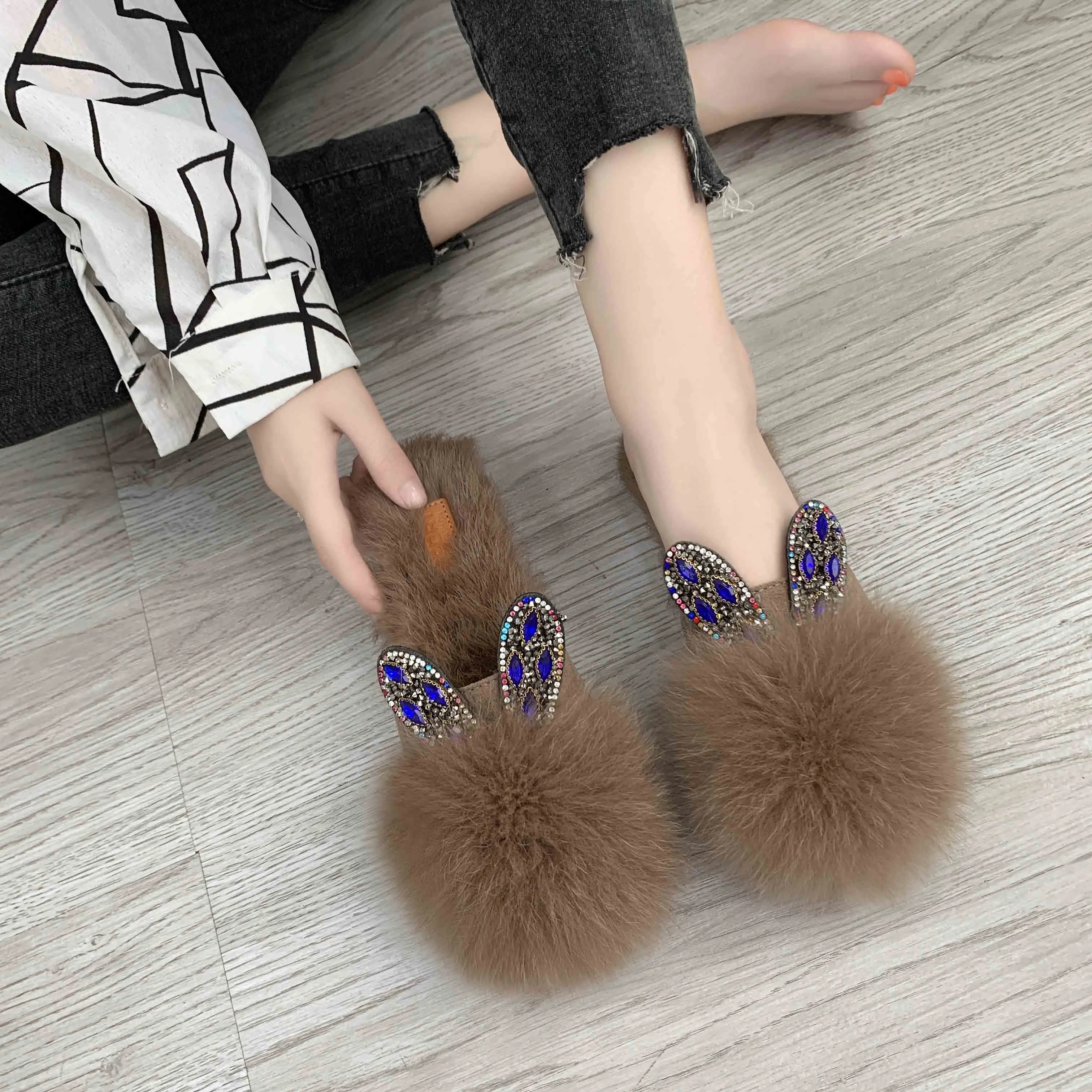 Дамские тапочки на меху для женщин Тапочки дома Сезон белого цвета с подкладкой