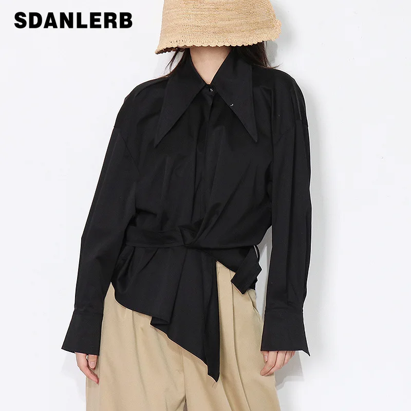 

Модная женская одежда, Новинка осени 2021, однотонная блузка с большими лацканами, Офисная Женская Асимметричная короткая рубашка на пуговиц...