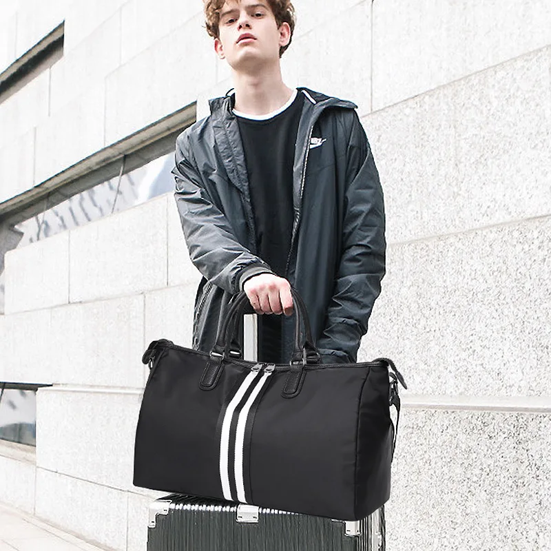 

New Style Classic Mens Travel Bag Ladies Large Capacity Handbags Business Luggage Versatile Women And Men Fitness Bag Designer