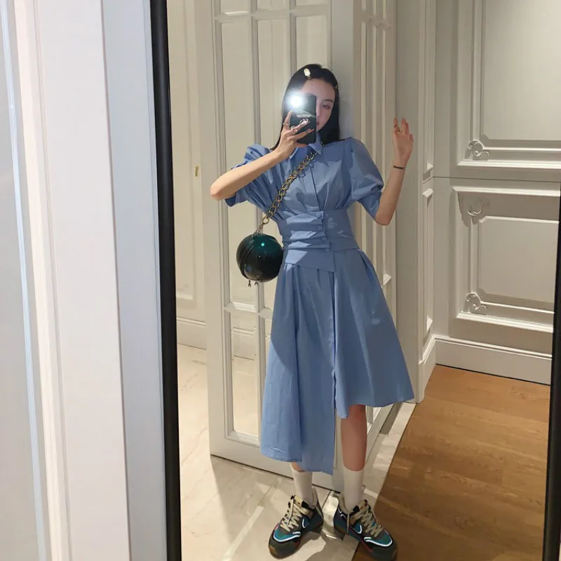 

Женское винтажное платье-рубашка с пуговицами и поясом