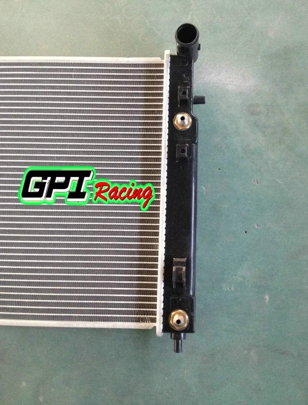 GPI RADIATOR HOLDEN COMMODORE VT (SERIES 1 AND 2) VX V6 AT/MT Dual Oil Cooler | Автомобили и мотоциклы