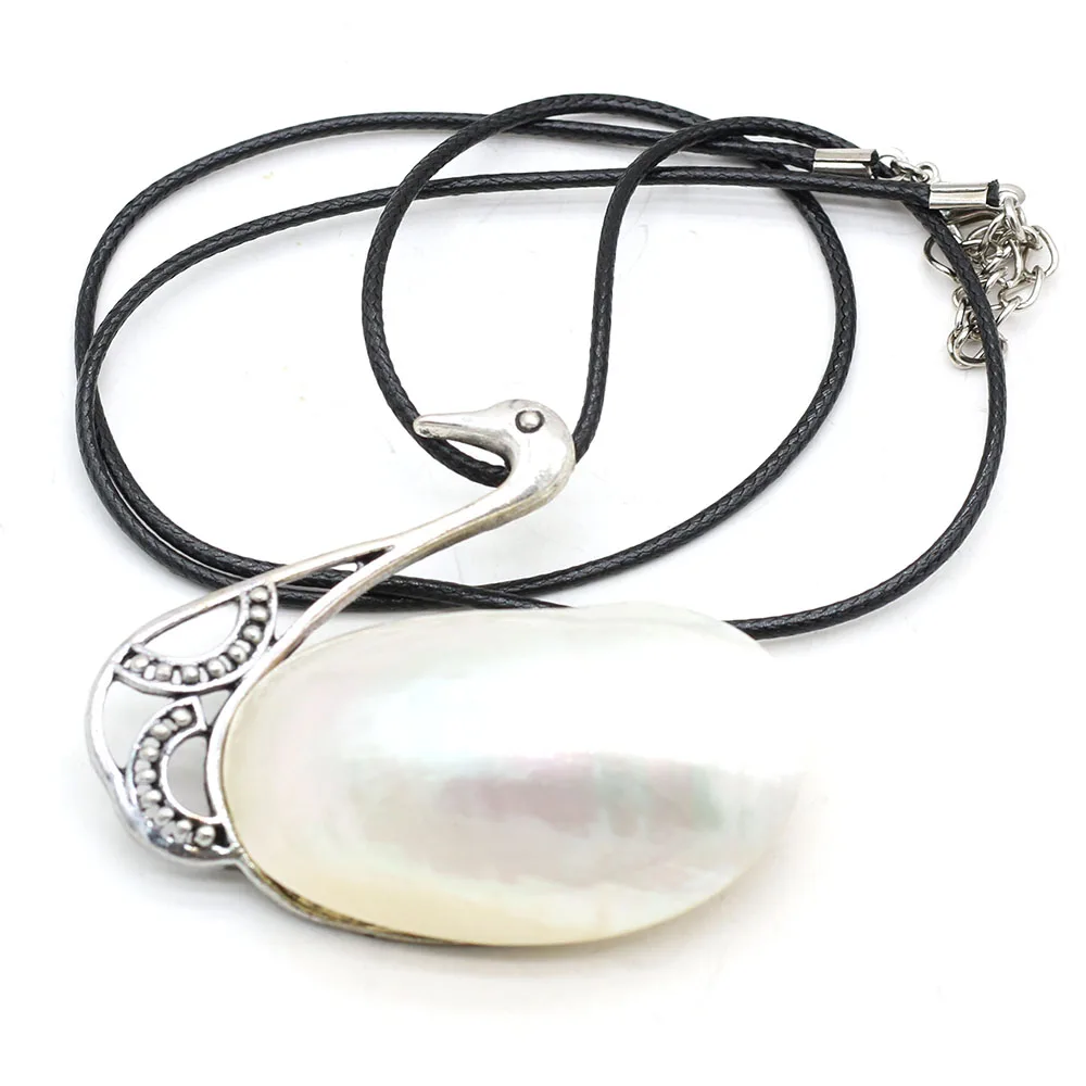 

1Pcs Fashionable Swan Shape Necklace High Quality Natural Shell Brooch Necklace for Lady Women Ms Charms Jewelry Gifts 60x57mm