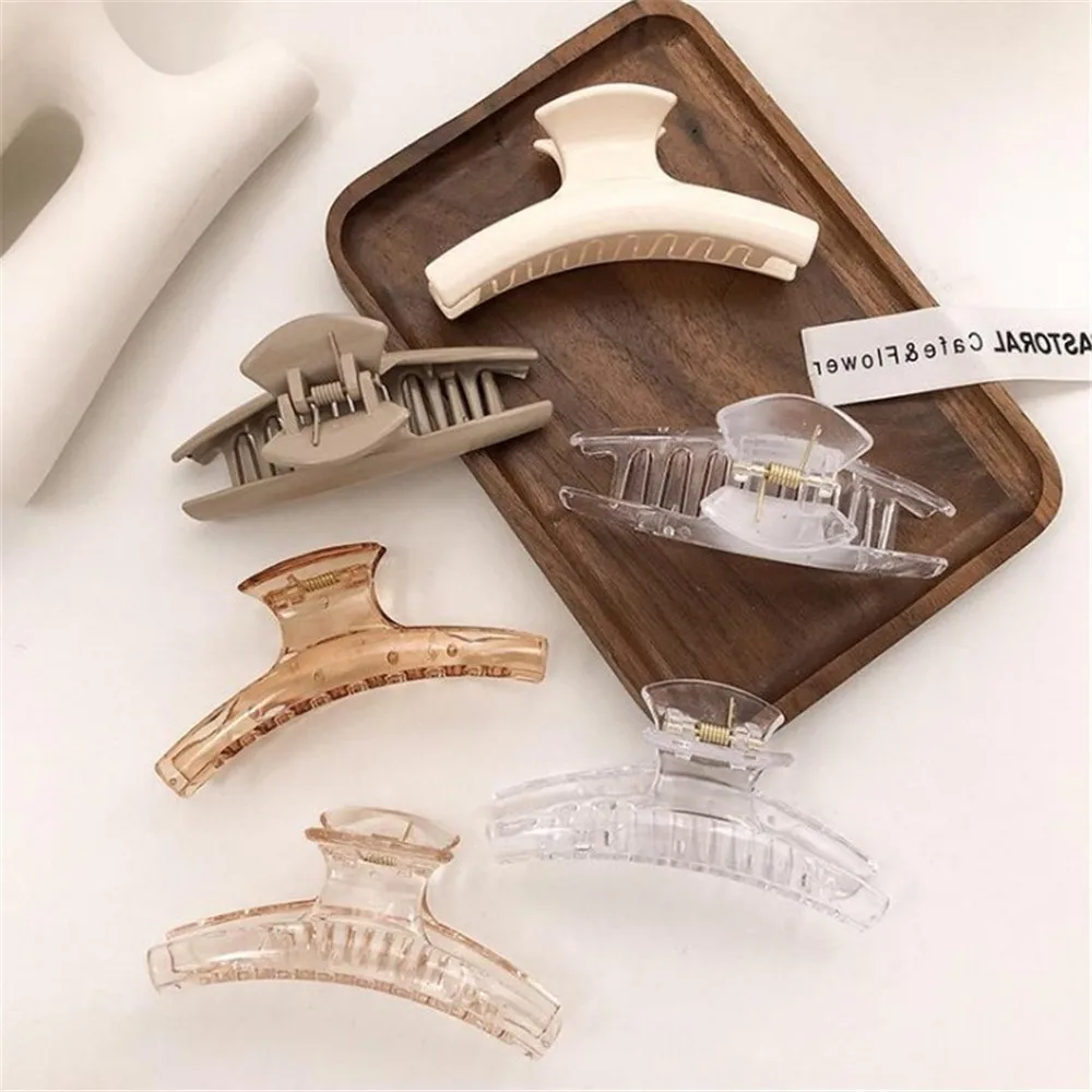 

Fashion Geometric Hair Claws Back Head Clips Women Girls Hairpins Shower Bath Ponytail Holder Grasping Hair Styling Accessories