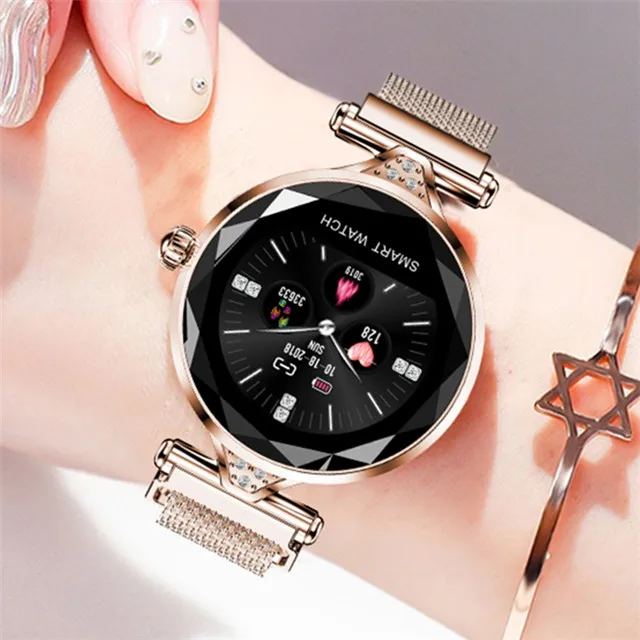 Новинка женские умные часы модные с пульсометром фитнес трекер Bluetooth