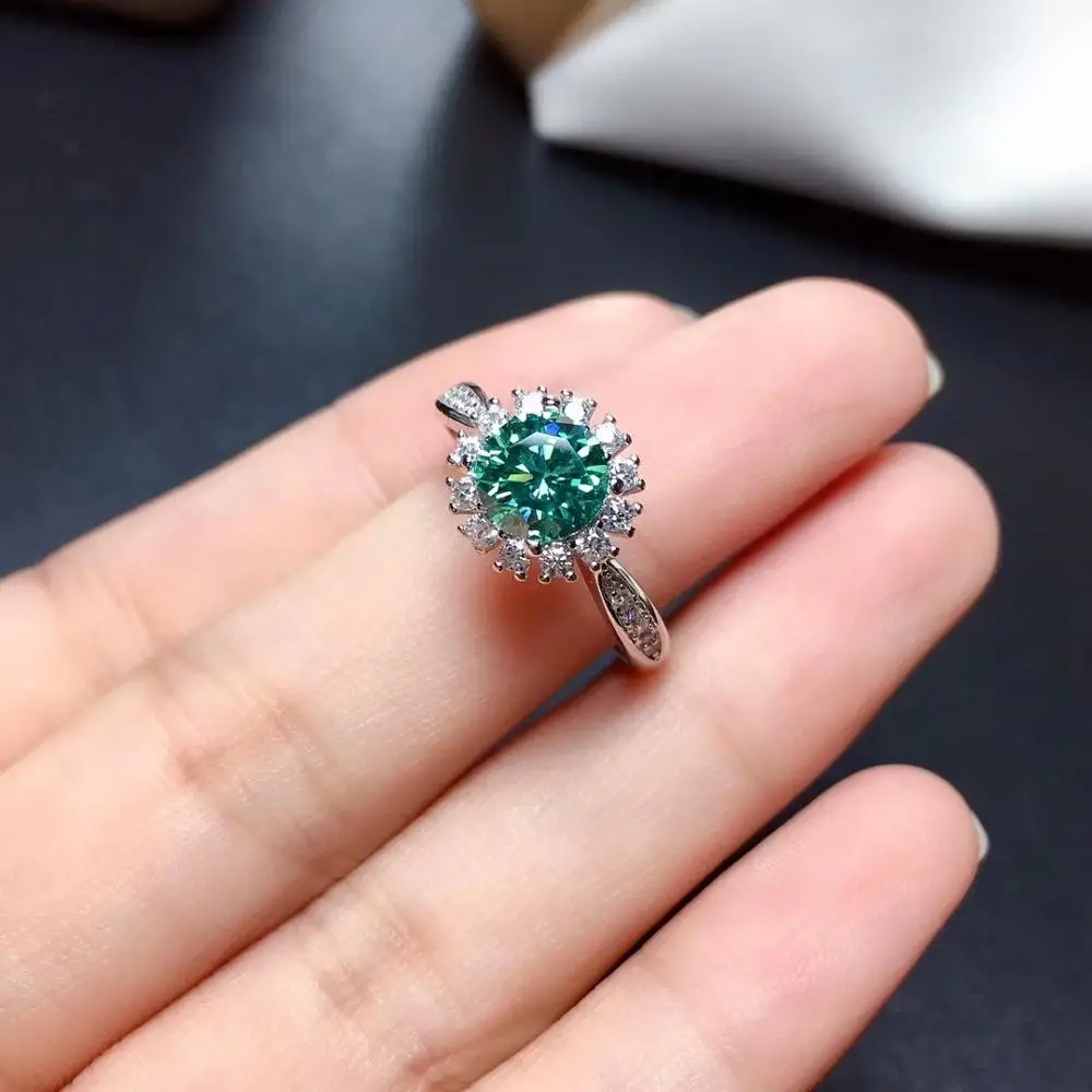 Хрустящее зеленое кольцо из муассанита с драгоценным камнем для женщин