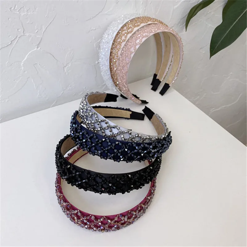 Рисунок 6 - Хрустальные аксессуары для волос с бисером