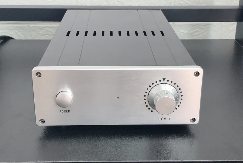 

Nobsound uses American LM3886 amplifiers tube to support 2.0 channel 2*68W high power and bass adjustable power amplifiers
