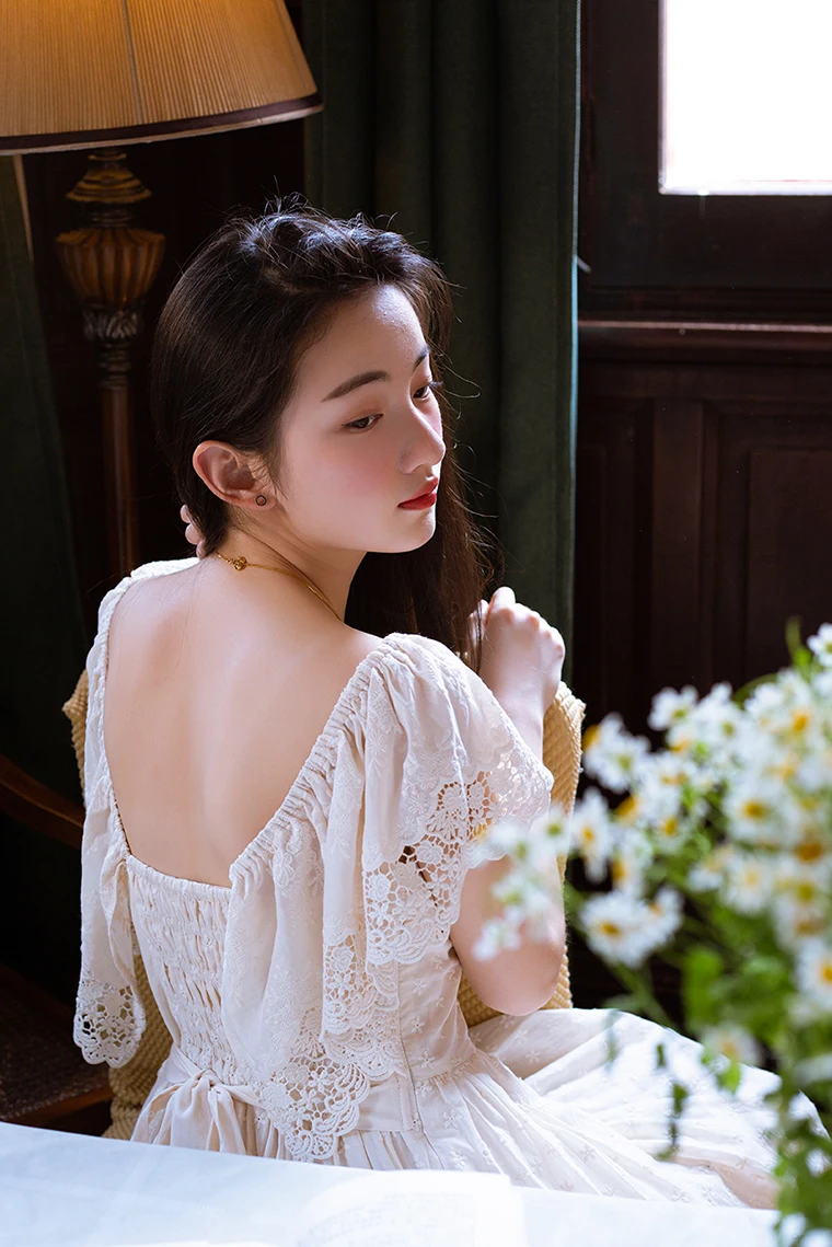 

Vintage Women Summer2020 Elegant 100%Cotton Lace Maxi Ladies Retro Sexy Backless Embroidery Creamy-White Long Dress elbise