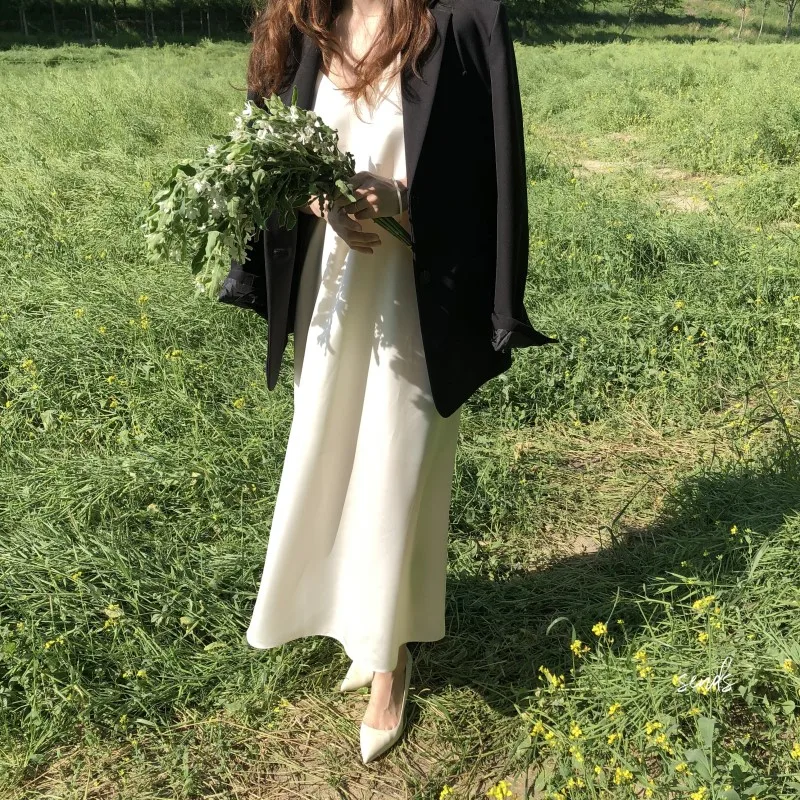 Женское атласное платье на бретелях весна лето 2020 повседневное эластичное