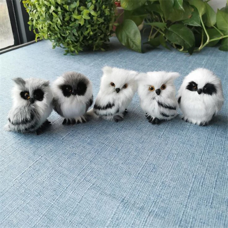

Cute Lovely Owl White Black Furry Christmas Bird Ornament Decoration Adornment Simulation For Home Decor Gift 5*4.5*7cm