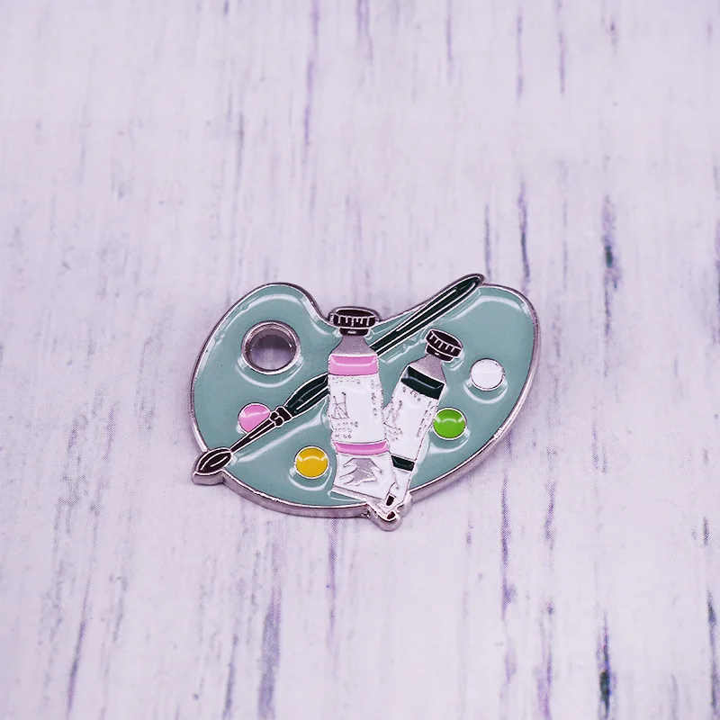 

Paint Palette Artist's Brooch Pin Jewelry for Artists Graduation Gift Silverplated Enamel Painters Palette Brooch Palette TSFX3