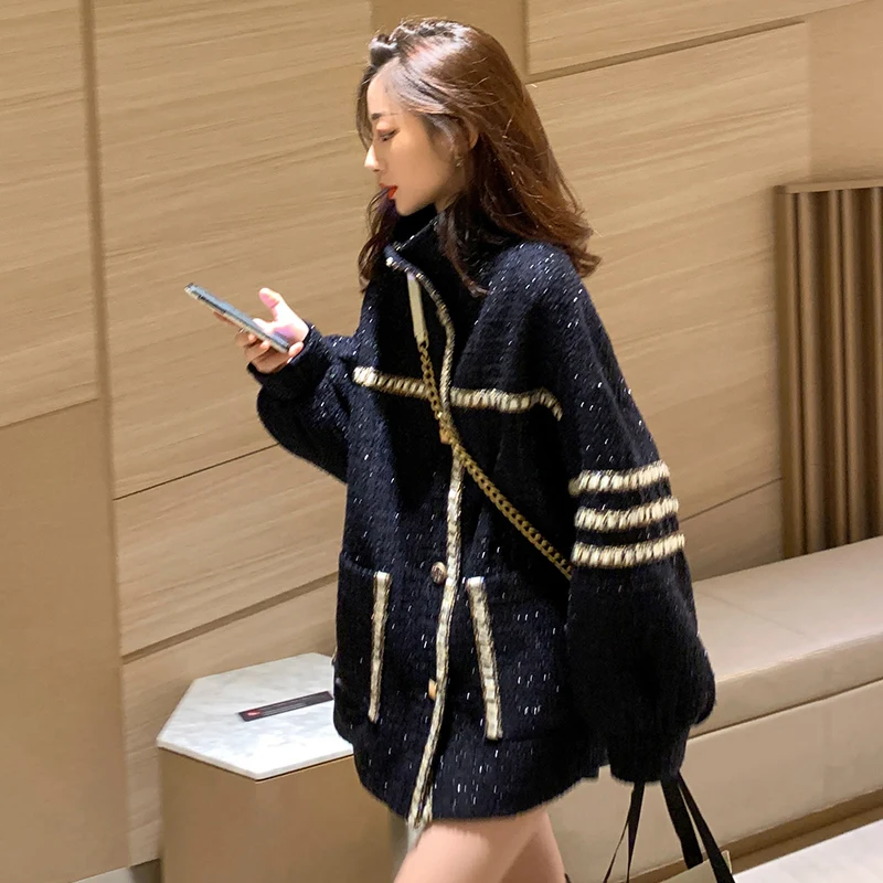 Куртка из твида Темно синего цвета Яркая металлическая ткань осень / зима женская