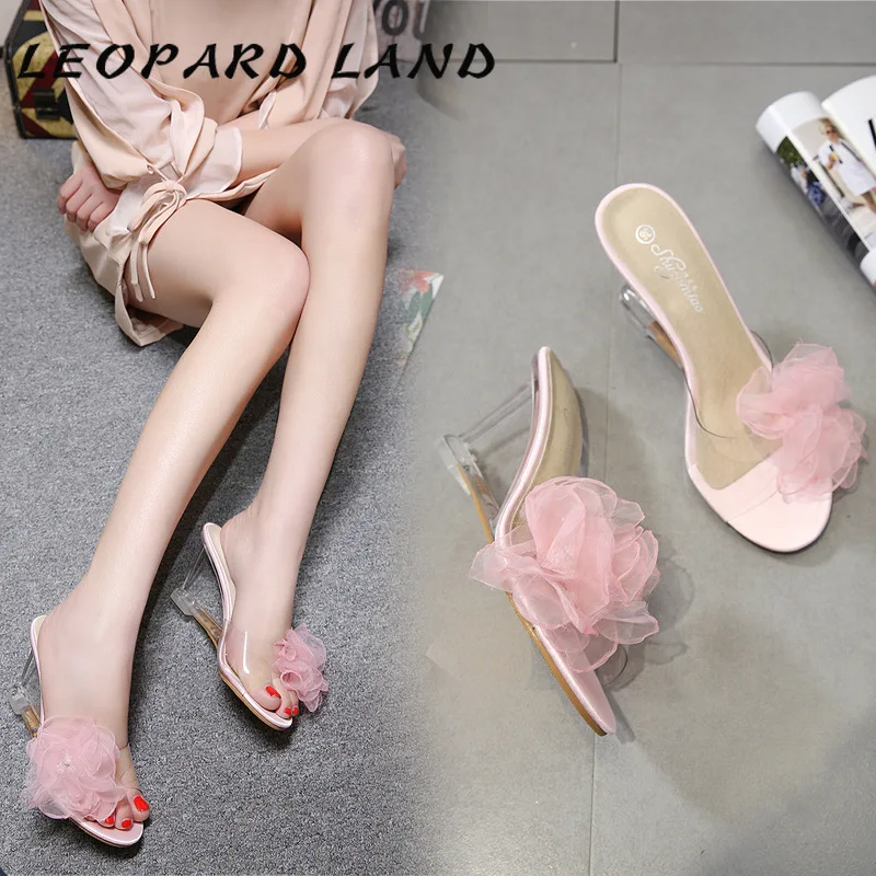 Женские леопардовые шлепанцы на танкетке с черным цветком прозрачные босоножки