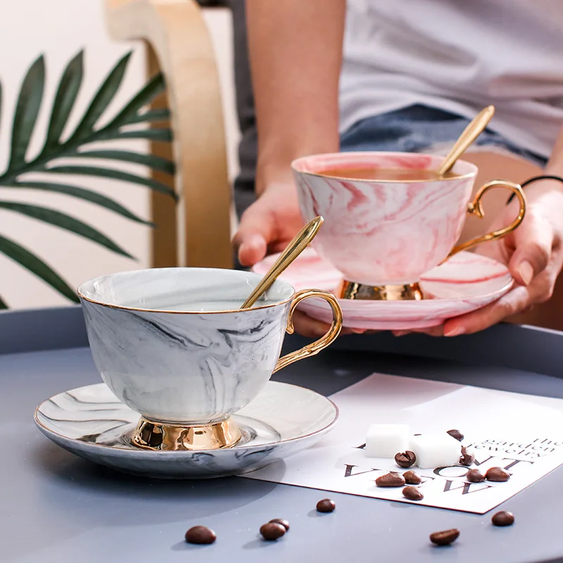 

Nordic Marble Phnom Penh Ceramic Coffee Cup and Saucer Set with Handle and Tray Afternoon Flower Tea Set Mugs Coffee Cups